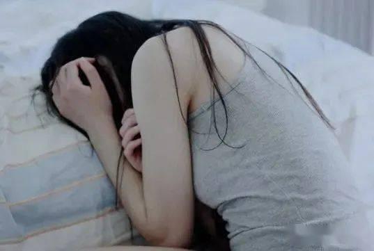 女方吃瓜喝醉视频大全,女方吃瓜喝醉视频大全，笑料百出瞬间