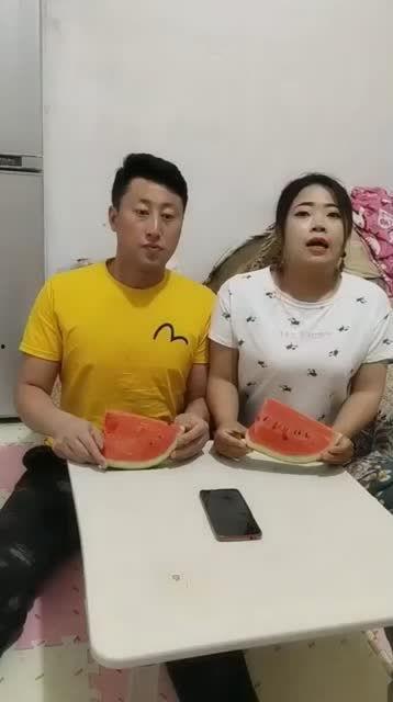 给我看看吃瓜比赛的视频,一场别开生面的吃瓜比赛精彩瞬间