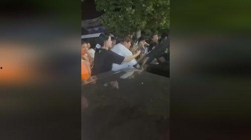 吃瓜捉小三全过程视频,一场全民参与的捉奸大戏