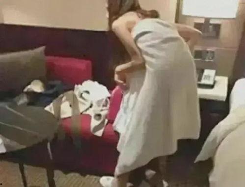 吃瓜女的喝醉视频播放,吃瓜女直播视频引发全网热议