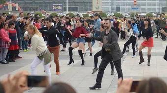 快闪吃瓜的视频,一场全民参与的趣味盛宴