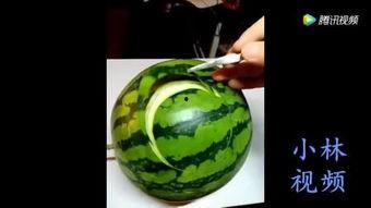 吃哈密瓜摇头视频,网络新潮流，摇头吃瓜乐趣多