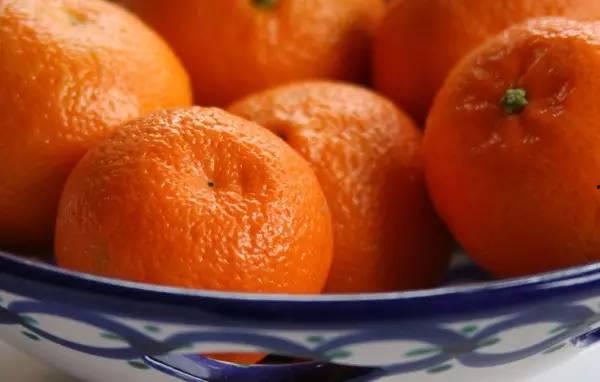 小瓜吃橘子的视频  第3张