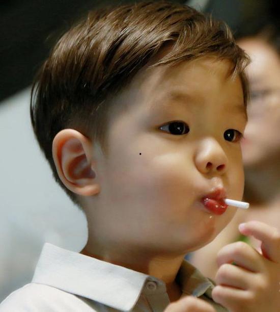 嗯哼直播吃瓜视频下载