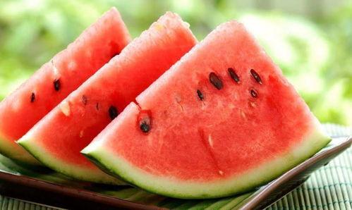 吃梨瓜可以瘦吗女生视频,女生视频揭秘神奇瘦身秘诀”