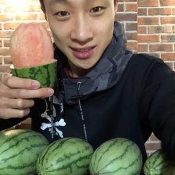 吃瓜表演视频大全,全网热门吃瓜表演视频大盘点  第2张